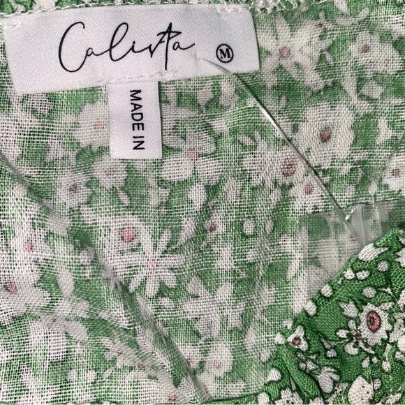 Calivta Floral Top Medium - Picture 6 of 7